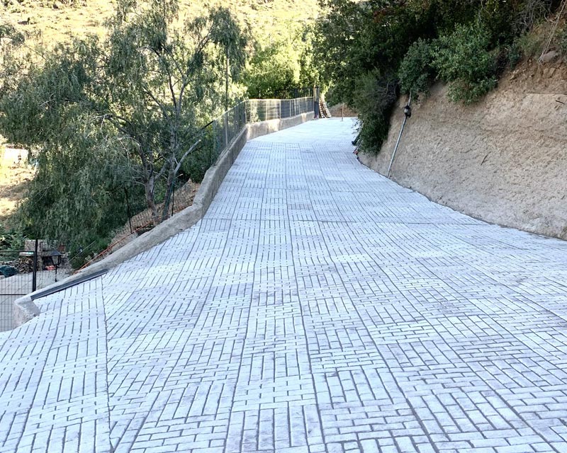 Adoquines Modulares - caminos en desnivel - estacionamientos