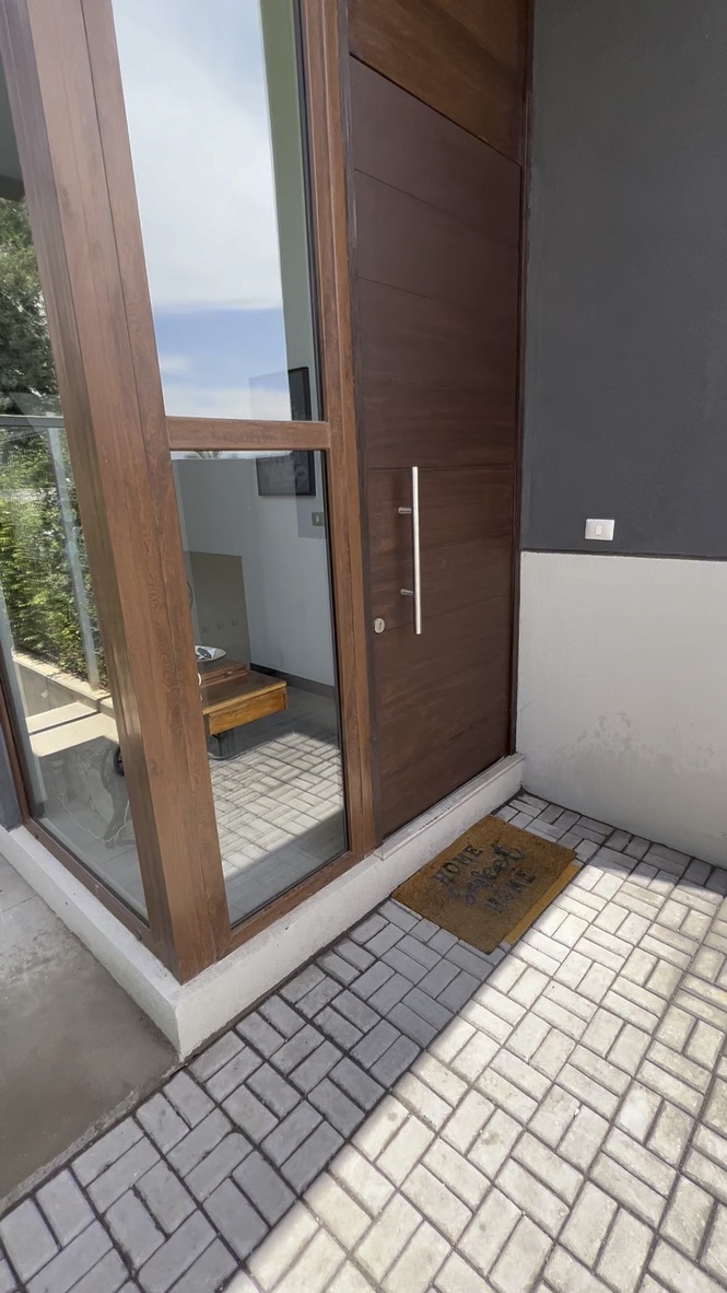 Adoquines Modulares modelo Bloque en acceso de casa